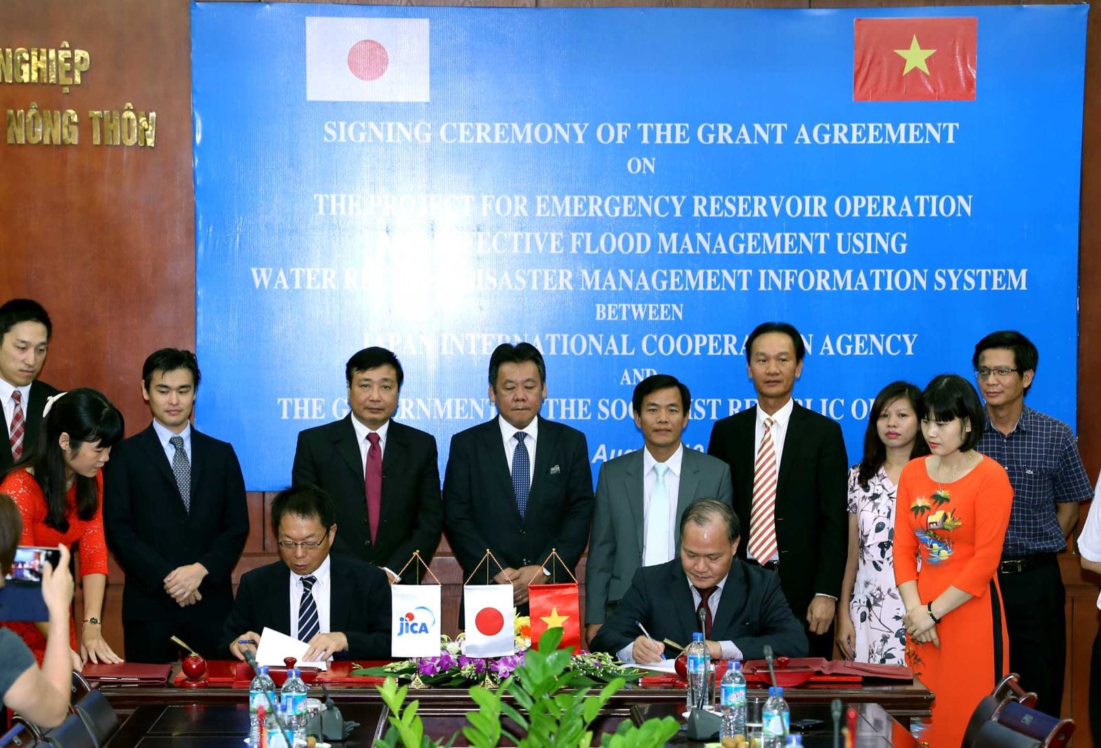 Lễ ký kết thỏa thuận Dự án Vận hành hồ chứa trong tình huống khẩn cấp và quản lý lũ hiệu quả
